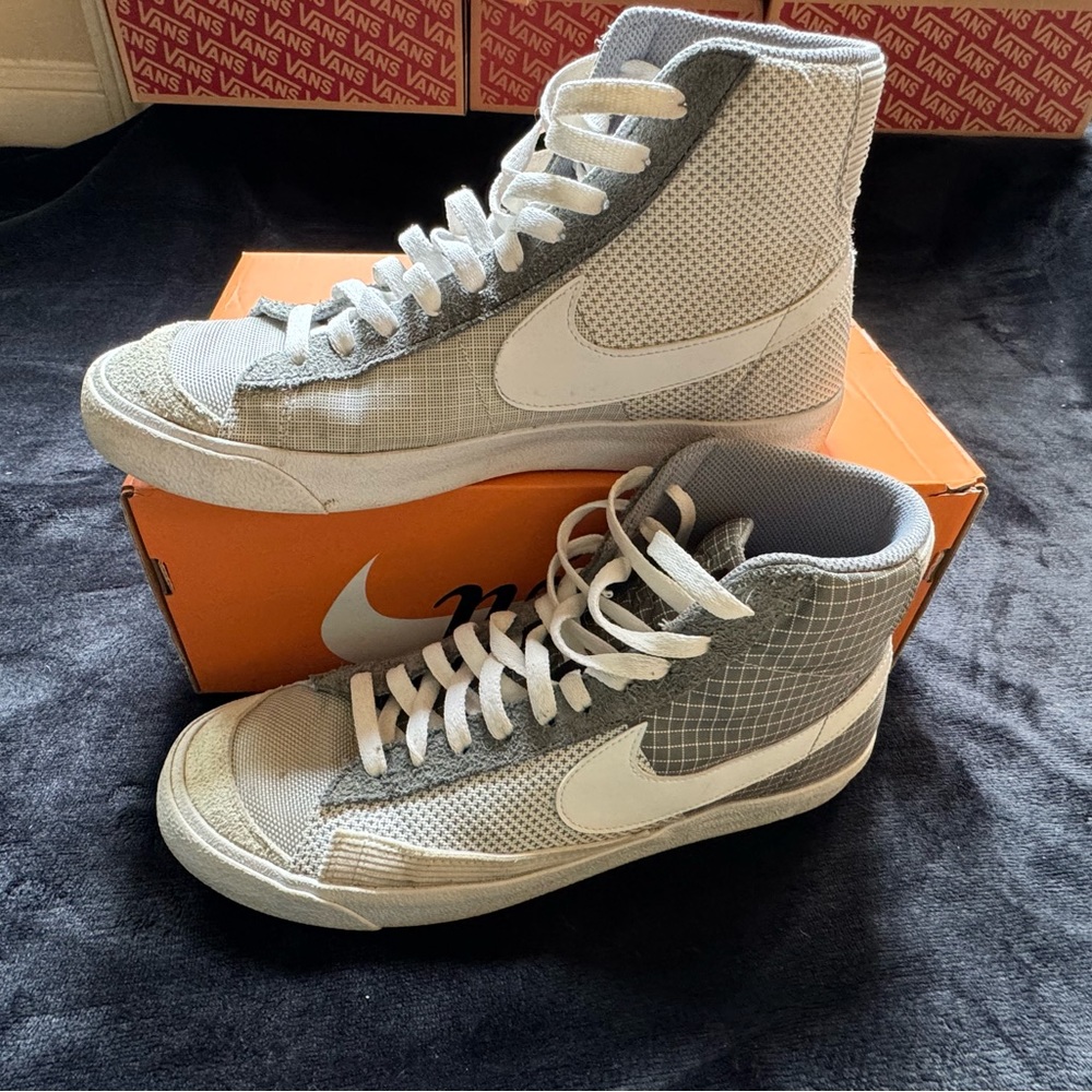 Nike Blazer Size 10